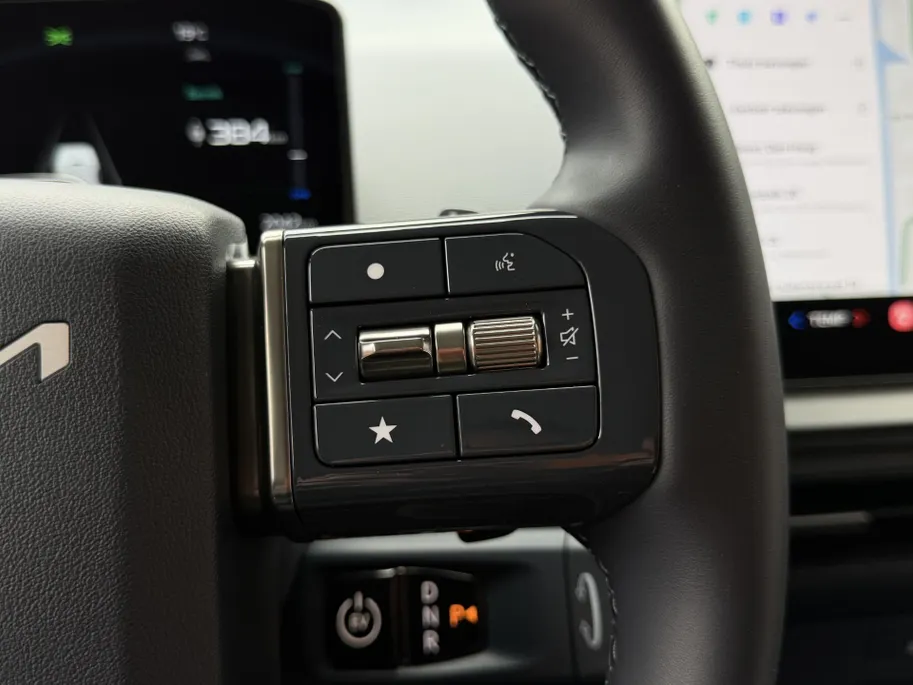 Kia PV5 L2H1 Elite Executive 71.2 kWh | 416 km WLTP-actieradius | 10% - 80% laden snelladen in 30 minuten | All-season banden | Dodehoek camera | 360 camera | Parkeersensoren rondom | Stoel- en stuurverwarming | Draadloos Apple/Android Carplay | Navi