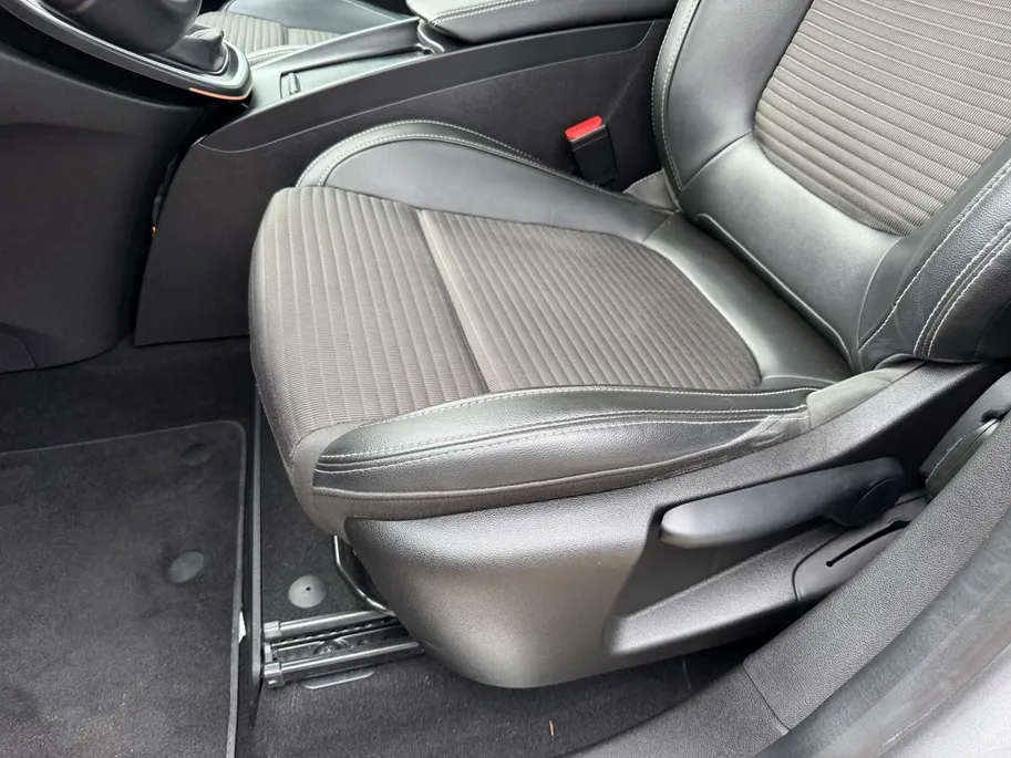 Renault Scénic 1.2 TCe Intens | LAGE KILOMETERS | 1E EIGENAAR | PARKEERSENSOREN | CLIMATE |