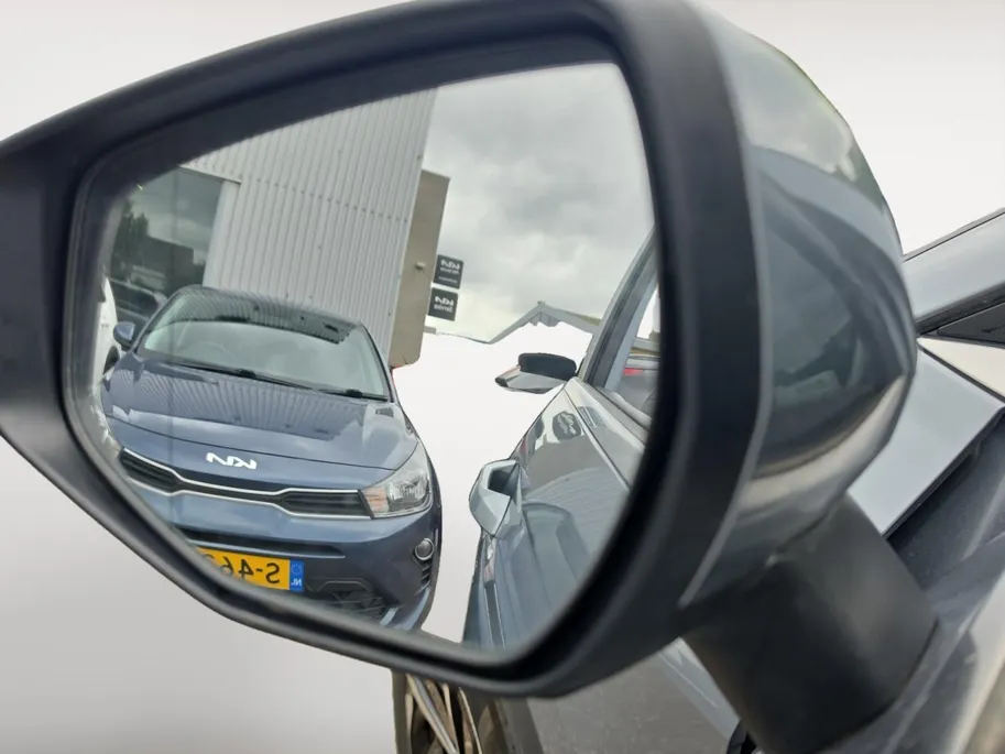Kia Sportage 1.6 T-GDi Hybrid DynamicLine | Parkeersensoren v + a | Full map navigatie | Parkeercamera | Adaptieve cruise control