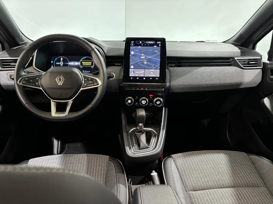 Renault Clio 145PK E-Tech Full Hybrid Techno Automaat Automaat | Digital Cockpit | 9,3'' Navi | Climate Control | Apple CarPlay/Android Auto | Camera | Cruise Control | Armsteun | Lichtmetalen Velgen