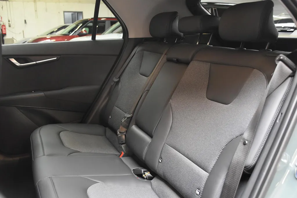 Kia Niro 1.6 GDi Hybrid 138pk DCT6 DynamicLine Direct leverbaar!