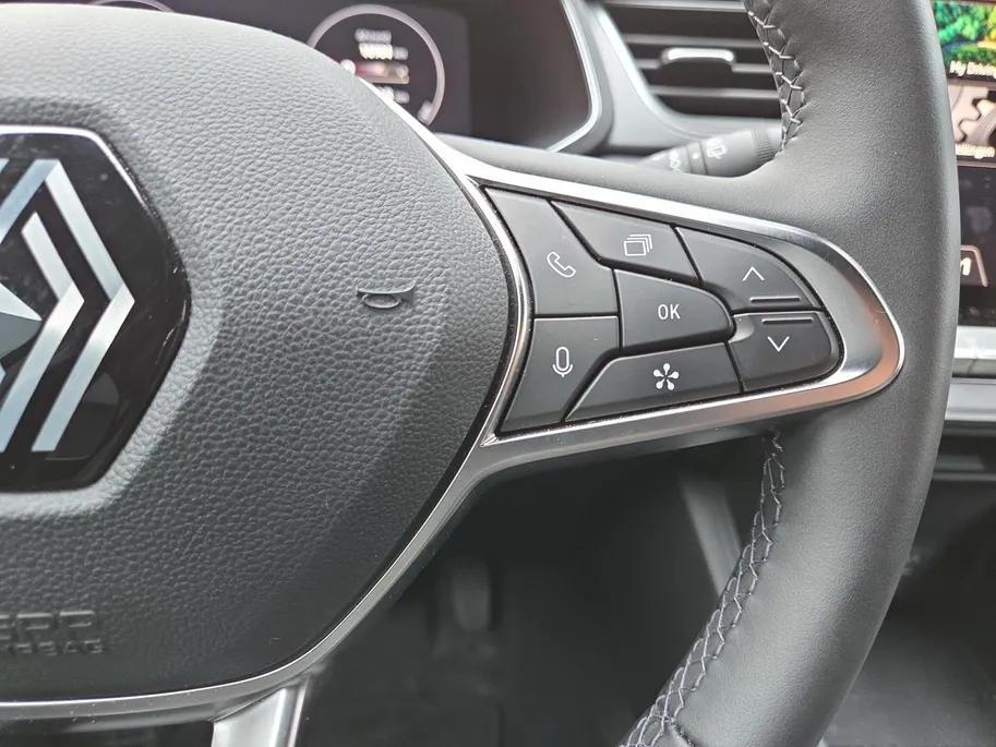 Renault Captur 1.0 TCe 90 techno | Camera | Cruise & Climate Control | 9,3 Navigatie | Apple Carplay & Android Auto | LMV | Parkeersensoren | 12 Maanden BOVAG Garantie