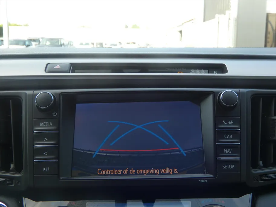 Toyota RAV4 2.5HYBRID 145KW 2WD CVT 2016 First Edition