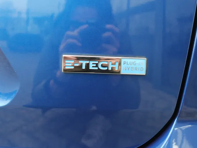 Renault Megane E-Tech Estate 1.6 Plug-In Hybrid 160 PK Intens | Automaat | Pack easy | Pack Drive |