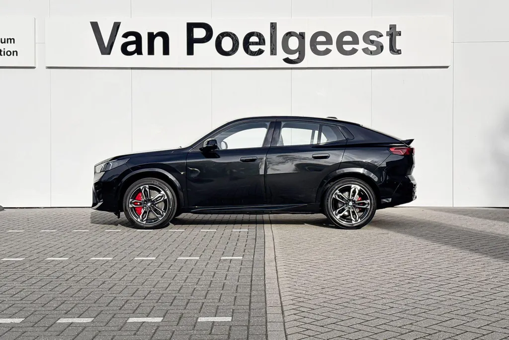 BMW iX2 xDrive30 M Sport Edition