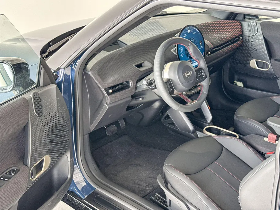 MINI Cooper 3-deurs Electric Cooper E John Cooper Works M 40.7 kWh