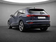 Audi Q6 e-tron Launch edition quattro 100Kwh 388 PK · Panorama dak · Assistentiepakket Veiligheid · Tech Pro
