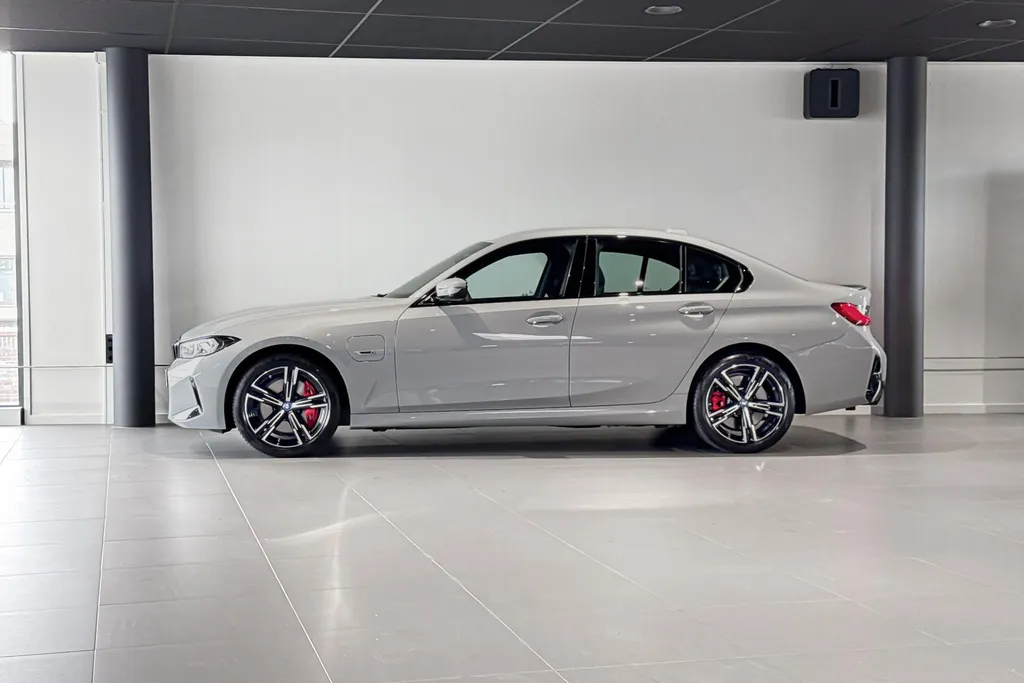BMW 3 Serie Sedan 330e