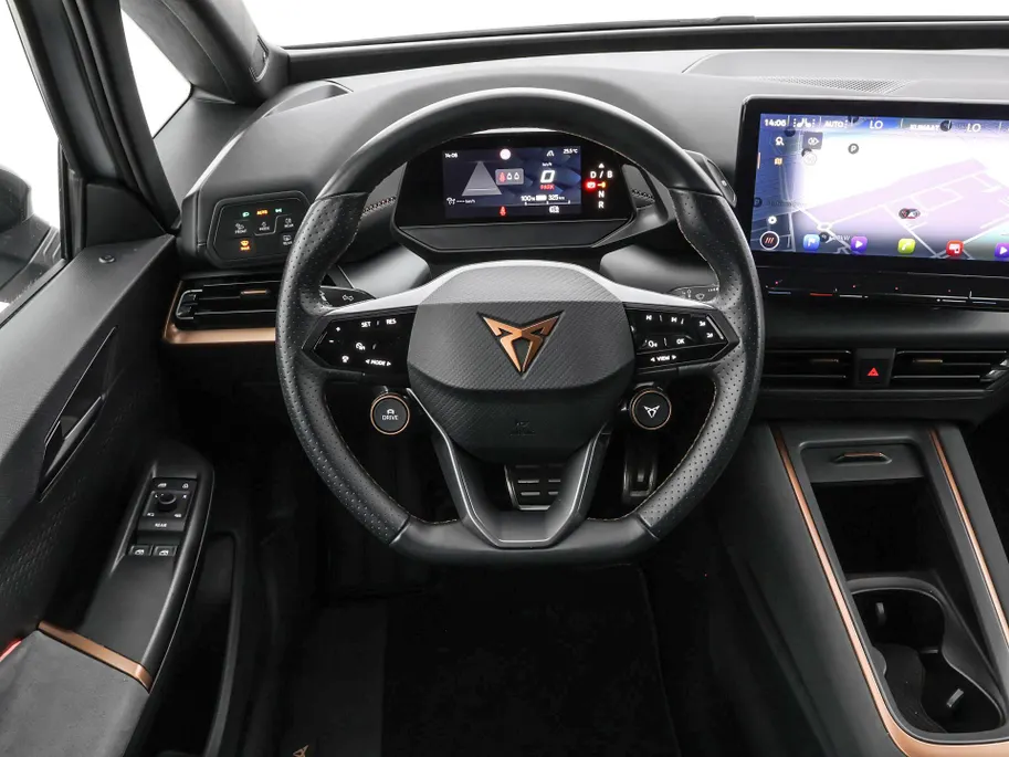 CUPRA Born Adrenaline 62 kWh 230pk · 95,6% · Camera · Apple/Android Car Play · Stuur- & Stoelverwarming · ACC · 19'Velgen · Keyless ·