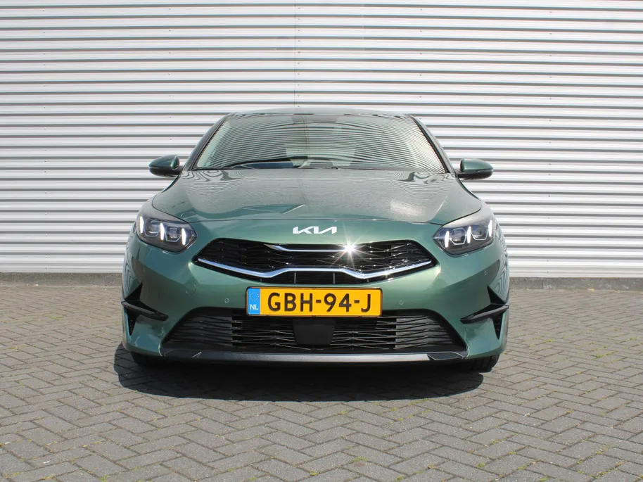 Kia Ceed 1.0 T-GDi DynamicPlusLine | Stuur-/stoelverwarming | Camera | Draadloos laden | LED | Dodehoek detectie | 16' LM |