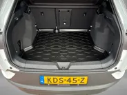 Volkswagen ID.4 Limited Edition 52 kWh accu 170 PK · Achteruitrijcamera · Draadloze telefoonverbinding ·