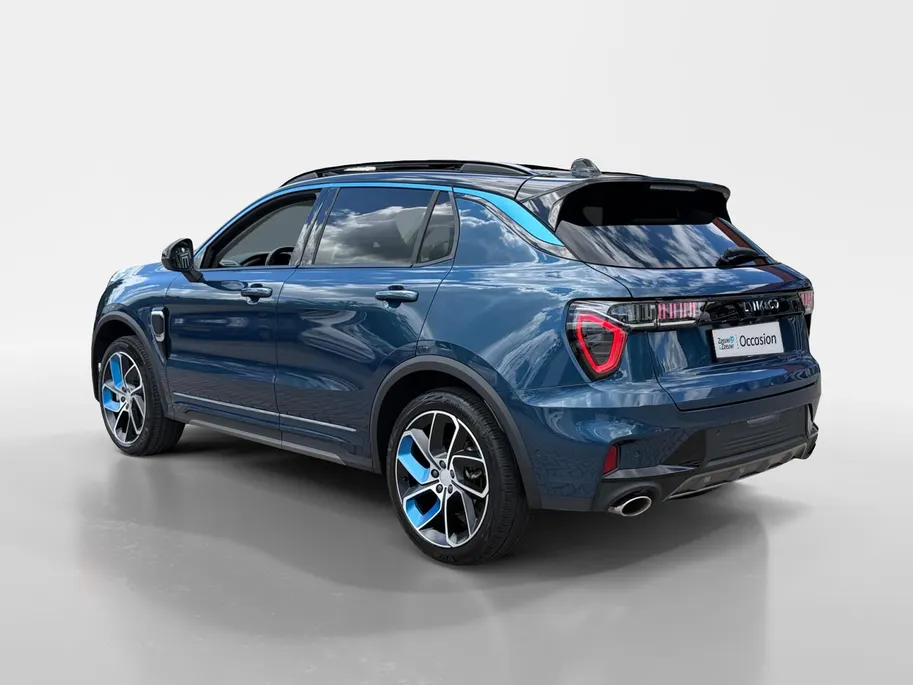 Lynk & Co 01 1.5 | Plug-in hybrid | 1800kg Trekgewicht | 69km Elek. Actieradius | Apple Carplay/Android Auto | BLISS | Panoramadak | 360° Camera | 12 Maanden BOVAG Garantie |