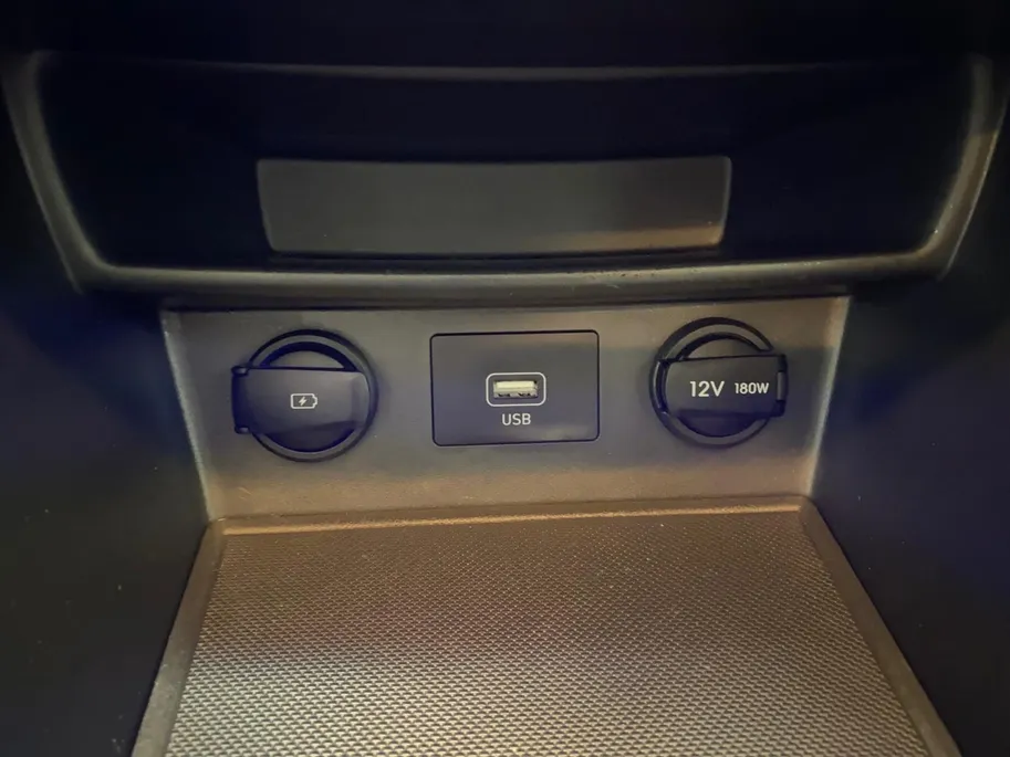 Hyundai Kona 1.6 HYBRID | AUTOMAAT | COMFORT | TREKHAAK | SIDESTEPS | NL-AUTO |