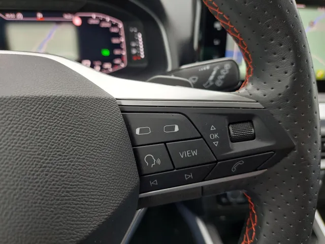 SEAT Arona 1.0 EcoTSI FR Business Connect PDC V+A | rijklaarprijs !!