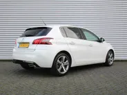 Peugeot 308 1.2 PureTech Allure | Panoramadak | 17” LM | Parkeersensor v+a | Navi | Cruise | Clima | Apple CarPlay/Android Auto |