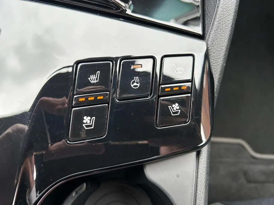 Kia Sportage 1.6 T-GDi Hybrid GT-PlusLine | Apple Carplay / Android Auto | Navigatiesysteem | Elektrisch verstelbare Voorstoelen | Bestuurdersstoel Met geheugen | Stoelverwarming + Stoelkoeling | Stuurverwarming | Elektrisch Bedienbaar Schuif / Kanteldak | Elektrisch 