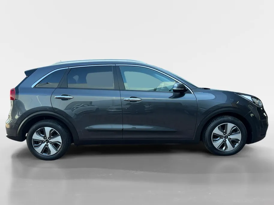 Kia Niro 1.6 GDi Hybrid BusinessLine | Zeer compleet | Stoel & stuurverwarming | Navigatie | Achteruitrijcamera | All-season banden |