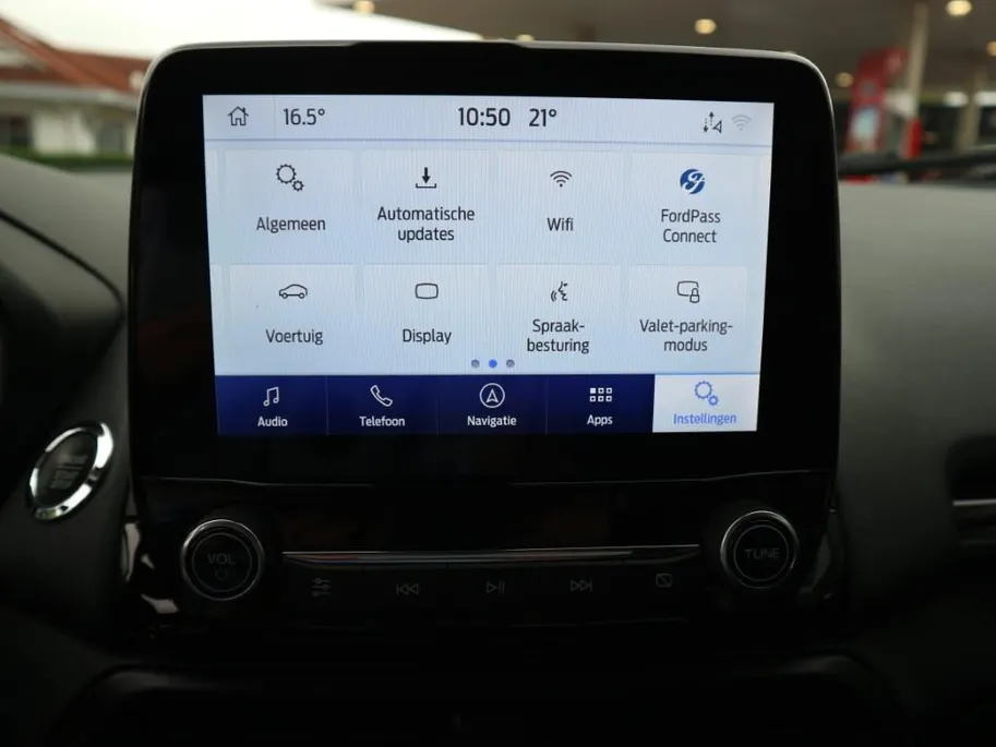 Ford EcoSport 1.0 EcoBoost Titanium NAV, Winter-, Parking-, Design Pack & Camera