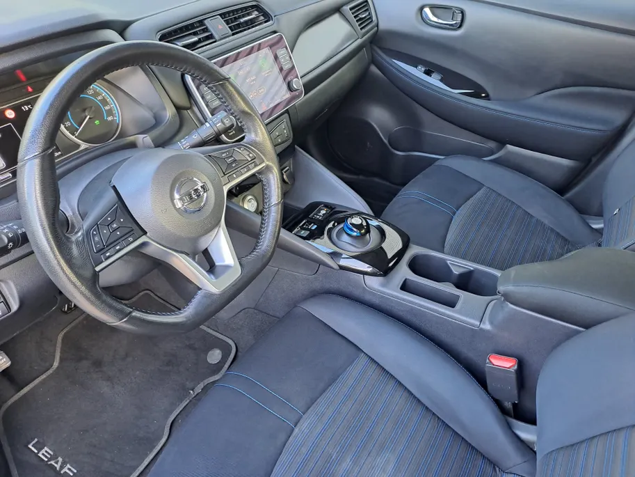 Nissan Leaf Acenta 40 kWh SOH 85.2% | Navi | Camera | Automaat | ECC | Cruise