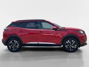 Peugeot e-2008 EV Allure Pack 50 kWh | Stoelverwarming | Cruise | Camera