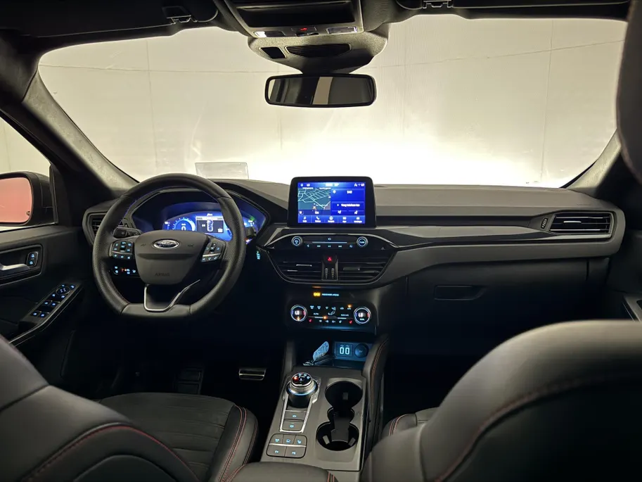 Ford Kuga 2.5 PHEV ST-Line X | Winterpack | Driver Assistance Pack | Technology Pack |