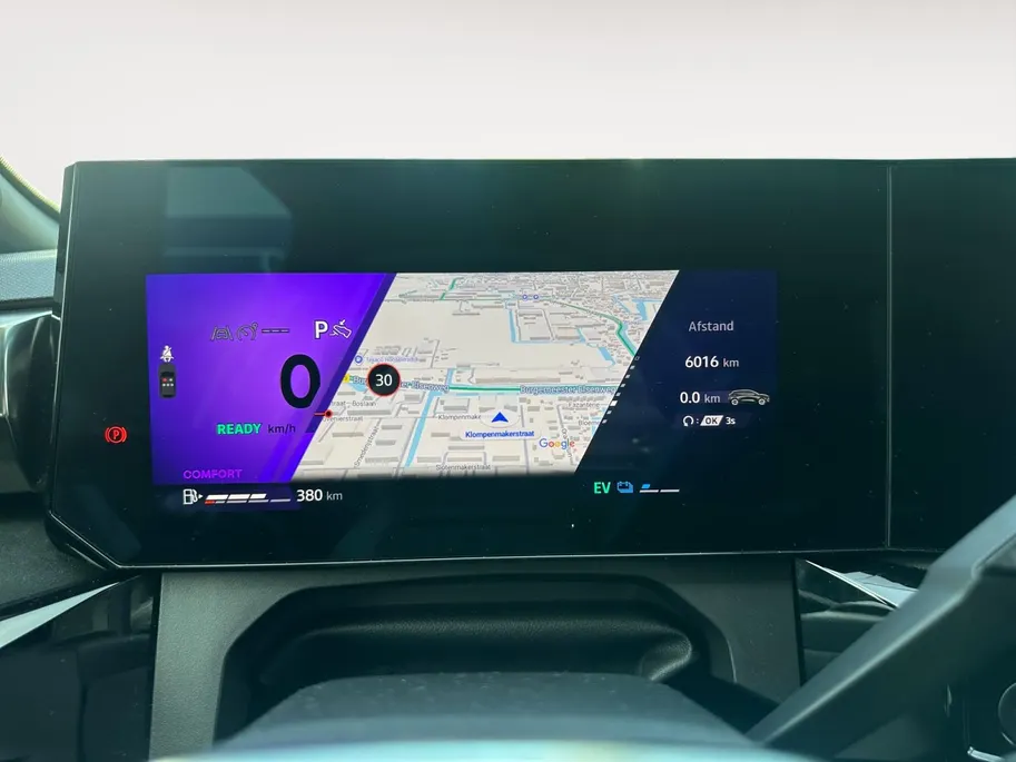 Renault Clio 1.8 Hybrid 160 esprit Alpine | Harman & Kardon | 360 Camera | Stoel- & Stuurverwarming | Apple Carplay & Android Auto | Direct Beschikbaar | Rijdende Demo |