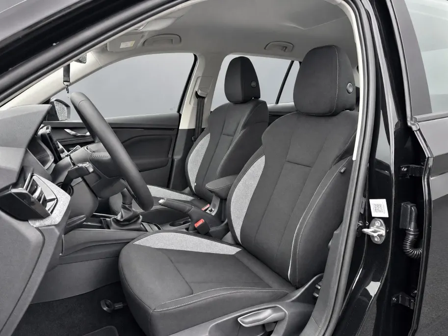Škoda Kamiq Selection 1.0 TSI 85 kW / 115 PK SUV 6 versn. Hand | Metallic Lak | 16'' lichtmetalen velgen | Privatelease 369,-!!