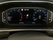 Volkswagen T-Roc 1.0TSI/110PK Life · Navigatie · Camera + Parkeersensoren · Apple/Android Car Play · Stoelverwarming ·
