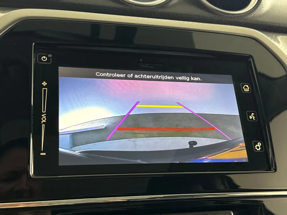 Suzuki Vitara 1.6 High Executive | Panoramadak | Adaptieve Cruise Control | Trekhaak