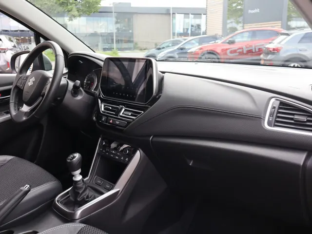 Suzuki S-Cross 1.4 BoosterJet Style Hybrid All Seasons | 360 camera | Leder