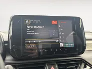 Suzuki Swift 1.2 Select Smart Hybrid | Achteruitrijcamera | Stoelverwarming | Apple/Android Carplay | Climate Control | Fabrieksgarantie! |