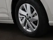 Volkswagen Polo 1.0 TSI 95pk DSG Style · Stoelverwarming · Apple/Android Car Play · P-Sensoren · IQ.Light · Climatronic · 15'' Inch ·