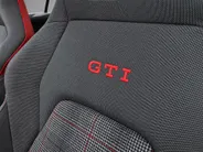Volkswagen Golf 2.0TSI/265PK GTI DSG · Panoramadak · Camera · Trekhaak · Apple/Android Car Play · Garantie t/m 27-03-2030 of 100.000km