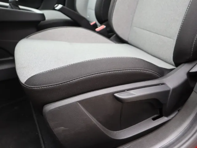Mitsubishi Colt 1.0T Intense