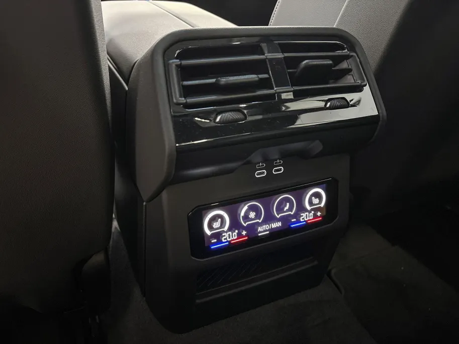 BMW i5 Sedan eDrive40 Innovation Pack M Sportpakket Pro