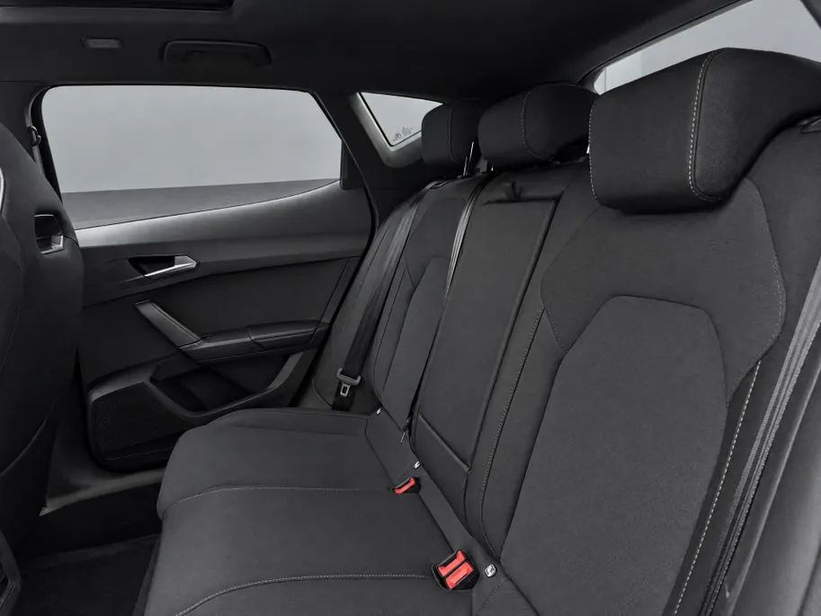 CUPRA Formentor 1.5 TSI e-Hybrid VZ 272pk DSG Performance · 360 Camera · Panoramadak · Wegklapbare Trekhaak · Elek. Voorstoel · 19'' Inch · Garantie t/m 16-03-2031 of 150.000km
