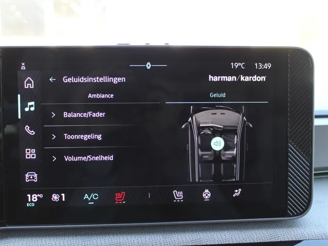 Renault 5 comfort range Roland-Garros 52 kWh | Alpine spoiler | Navigatie | Adaptive Cruise | Speciale uitvoering | DEMONSTRATIE AUTO, VRAAG NAAR BESCHIKBAARHEID |