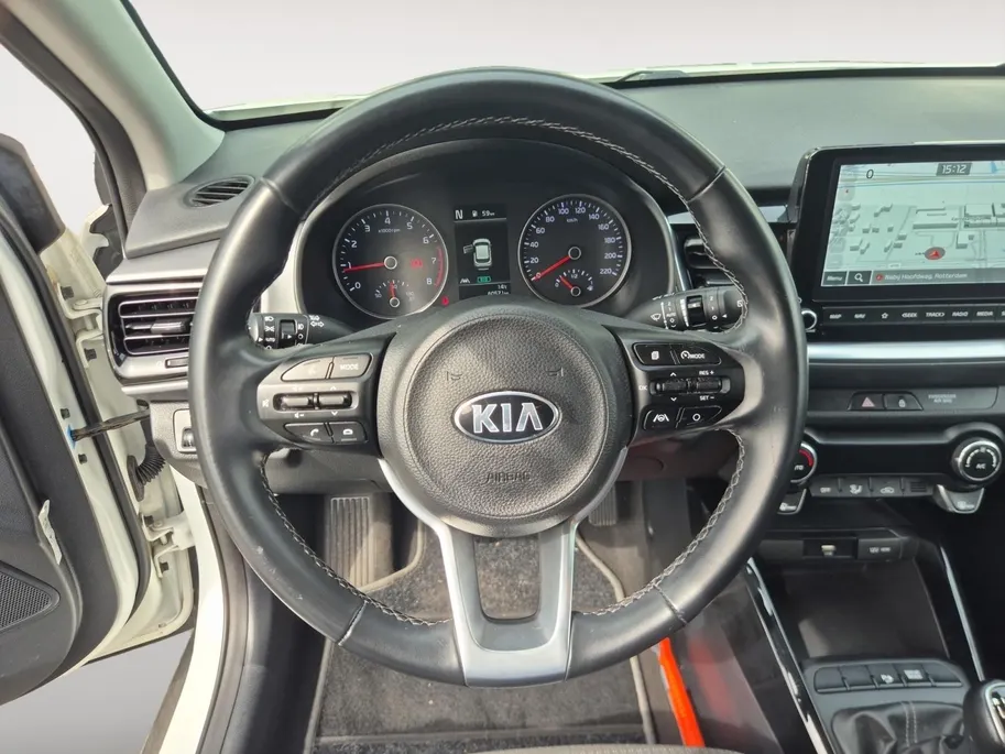 Kia Stonic 1.0 T-GDi MHEV DynamicPlusLine | Airco | Navi | Camera | LM Velgen | Privacy Glass |