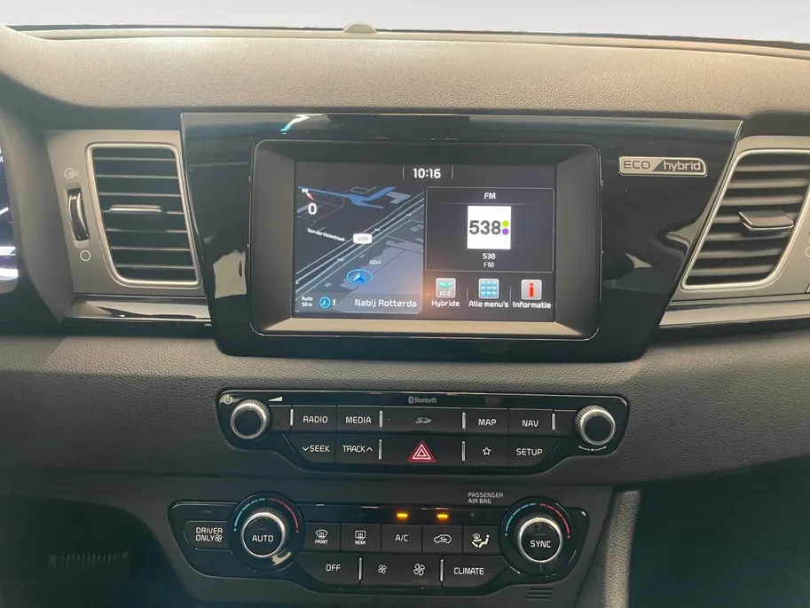Kia Niro 1.6 GDi Hybrid DynamicLine | Climate Control | Cruise Control | Camera | Navigatie | Bluetooth |