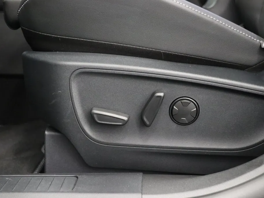 Ford Kuga 2.5 PHEV ST-Line X |  Te Bestellen | Actiekorting tot €4000,- | Private Lease vanaf €690,- p/m | 2100KG Trekgewicht |  | Adaptieve Cruise Control | 360 Camera |