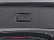 Volkswagen Tiguan 1.4TSIeHybrid 180kW/245PK R-Line Black Style · Panoramadak · Leder · 360°Camera + Parkeersensoren · Stoelverwarming · Elektr. stoelverstelling ·