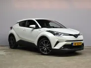 Toyota C-HR 1.8 Hybrid 122pk CVT Bi-Tone Navigatie | Cruise | Clima | PDC |Half Leer | Parlemoer Wit