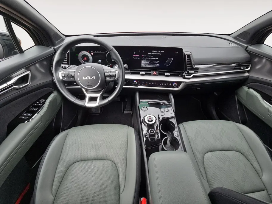 Kia Sportage 1.6 T-GDi Hybrid Dark Edition | Camera | Carplay | Cruise Control Adaptief | Stoelverwarming voor en achter | Full Option |Trekhaak| Fabrieksgarantie t/m 5-2031 |