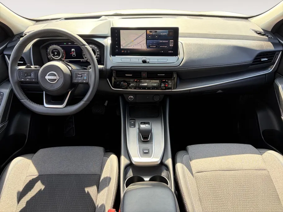 Nissan QASHQAI 1.3 MHEV Xtronic N-Connecta *Automaat*Navi+360 Camera*Climate Control*Cold pack*Panoramadak*LM.Velgen*Zeer nette auto!