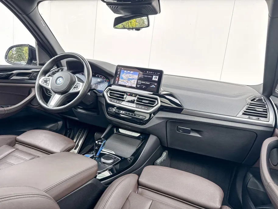 BMW iX3 High Executive