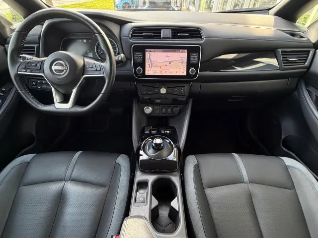 Nissan Leaf Electric 39kWh Tekna | Leder | Navigatie | Apple CarPlay | Android Auto | App Connect | Keyless