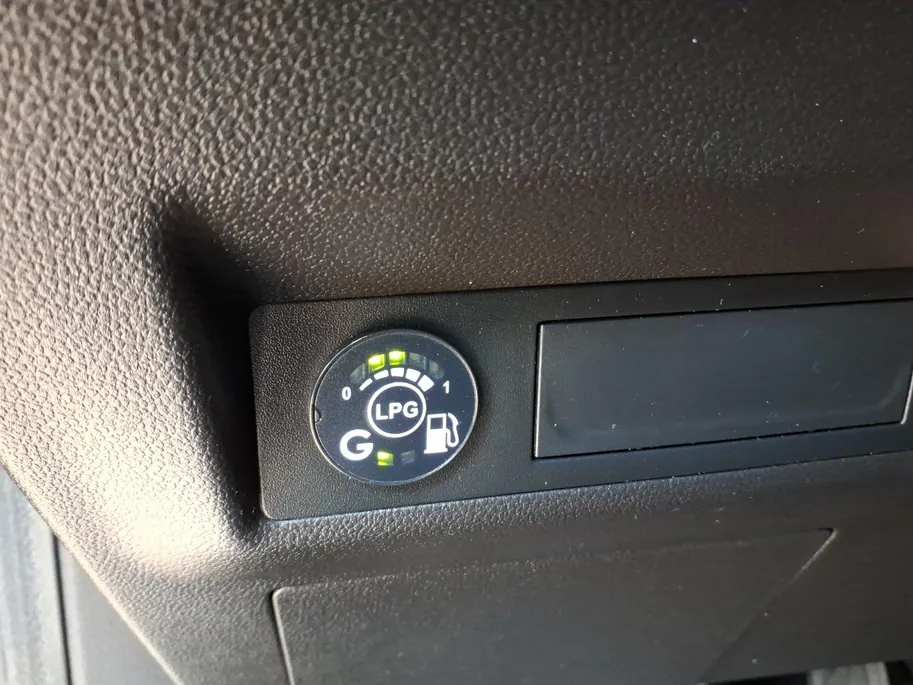 Renault Captur 1.0 TCe 100 Bi-Fuel Zen LPG |Andriod/Applecarplay | Airco | Trekhaak | 1 jaar Garantie | tanken voor € 1 per liter!