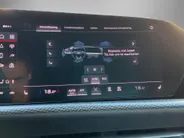 Audi Q5 2.0TFSIe-hybrid 220kW/299PK S Line quattro · Panoramadak · 360°Camera + Parkeersensoren · Apple/Android Car Play · Garantie t/m 25-09-2029 of 80000km.