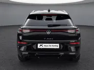 Volkswagen T-Roc 1.5 eTsi 150pk DSG R-Line First Edition · Camera · Apple/Android Car Play · Stoelverwarming · Alarm · Elek. Achterklep · P-Sensoren · IQ.Light · Garantie t/m 12-01-2028