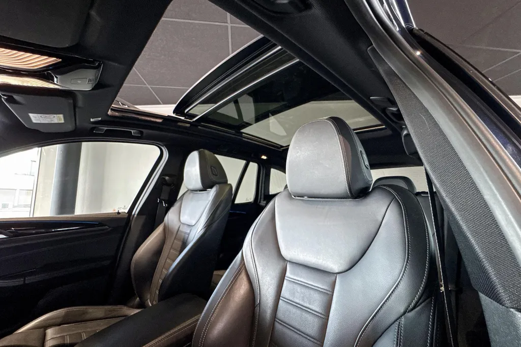 BMW iX3 High Executive 80 kWh